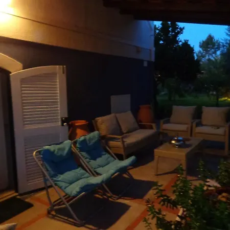Σπίτι διακοπών Charming Duplex House *
